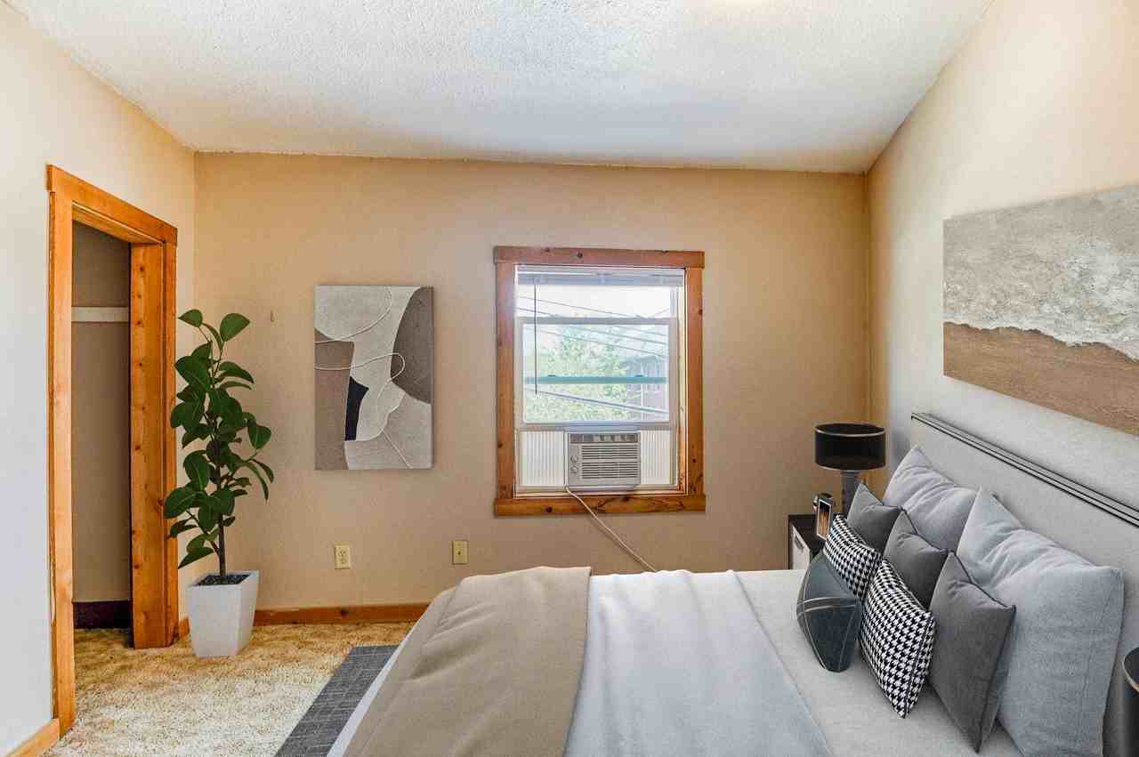 99 E Wood Street - Photo 4 of 7