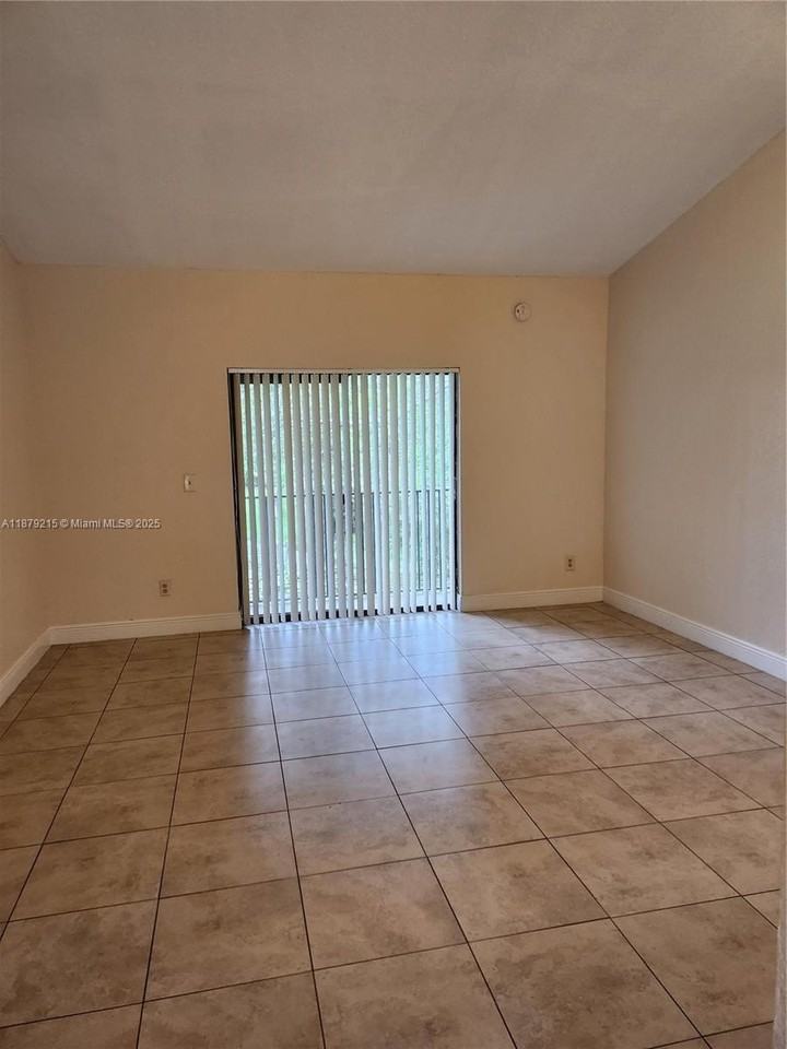 4179 Nw 114th Ave #4179 - Photo 6 of 15