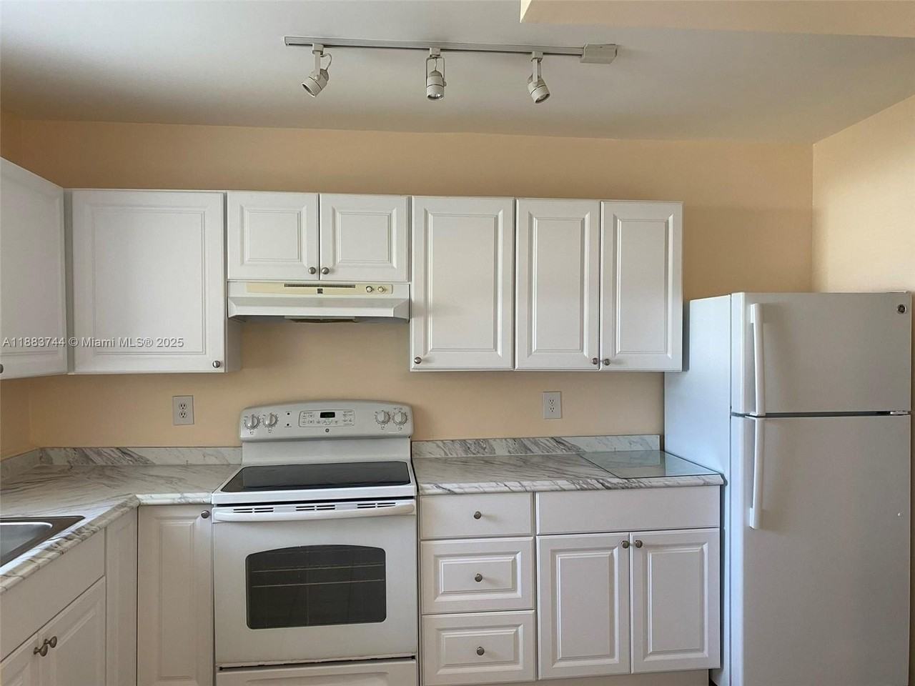 10772 La Placida Dr #7-301 - Photo 2 of 21