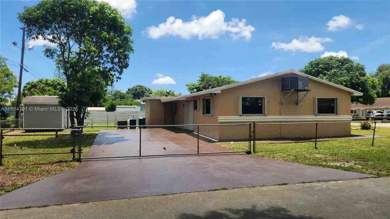 3295 Nw 214th St #3295 - Photo 2 of 19