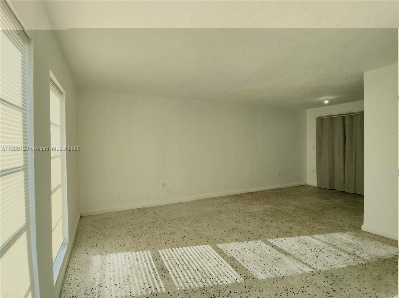 921 Sw 7th St #5 - Photo 2 of 27