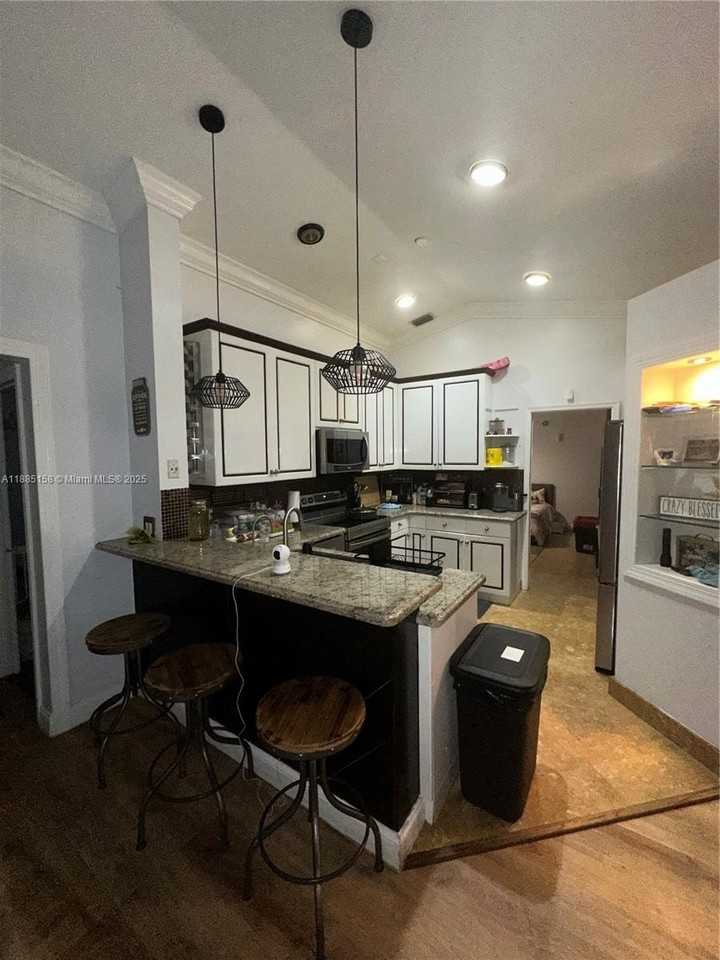 4314 Mahogany Ridge Dr - Photo 3 of 27