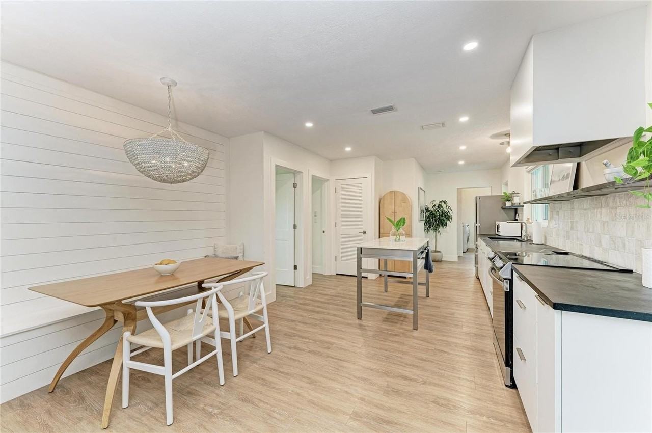 302 San Marco Dr - Photo 5 of 25