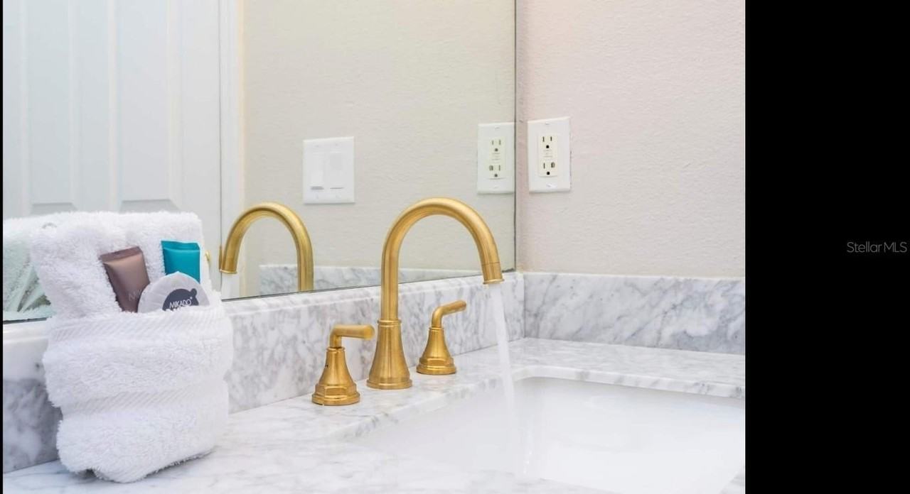 245 Highgate Park Blvd - Photo 7 of 50