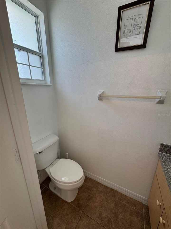 1304 South Beach Circle - Photo 4 of 21