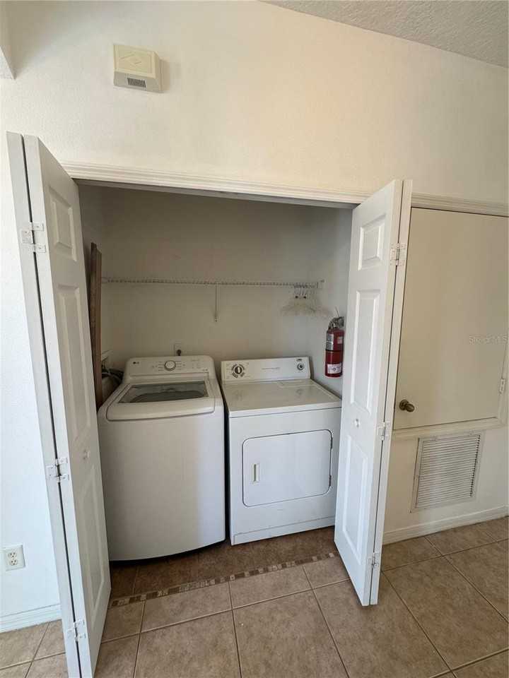 1304 South Beach Circle - Photo 5 of 21