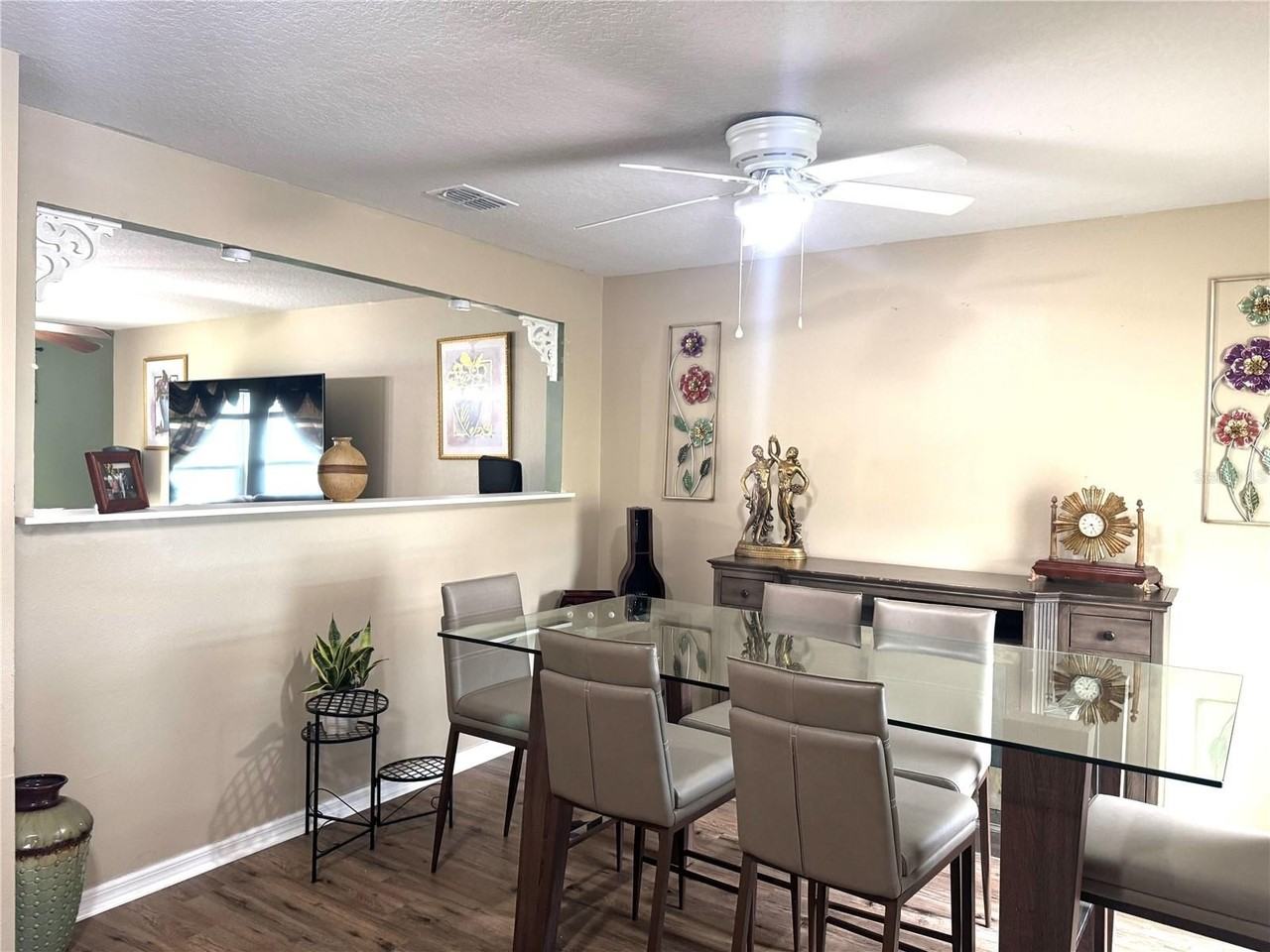 256 Begonia Ln - Photo 7 of 35