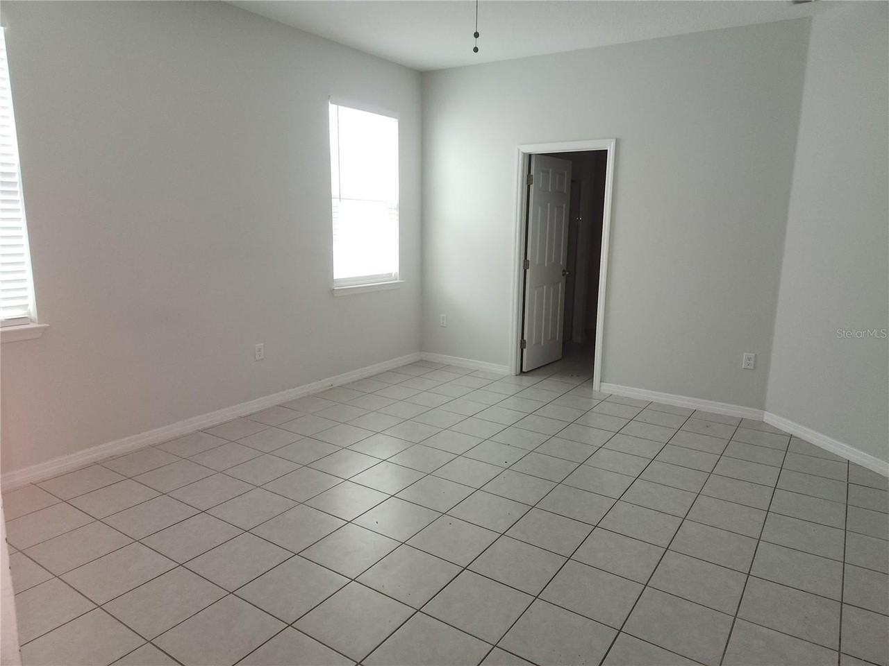 1567 Pines End Pl - Photo 5 of 9