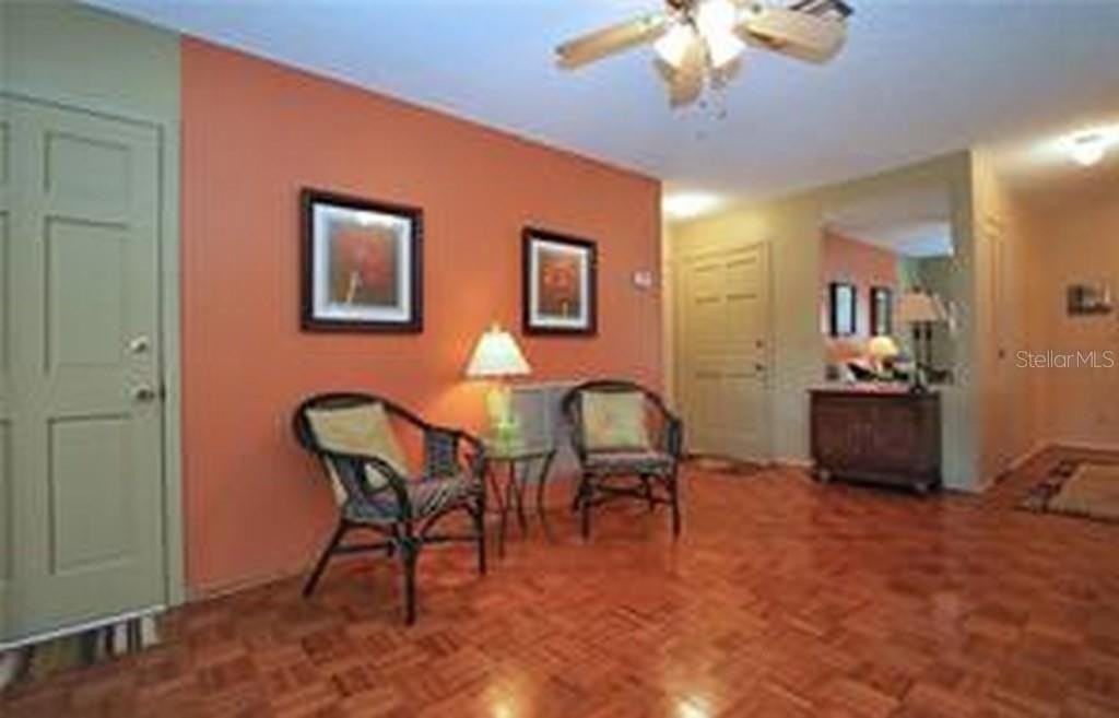 221 Cedarwood Cir #221 - Photo 6 of 22