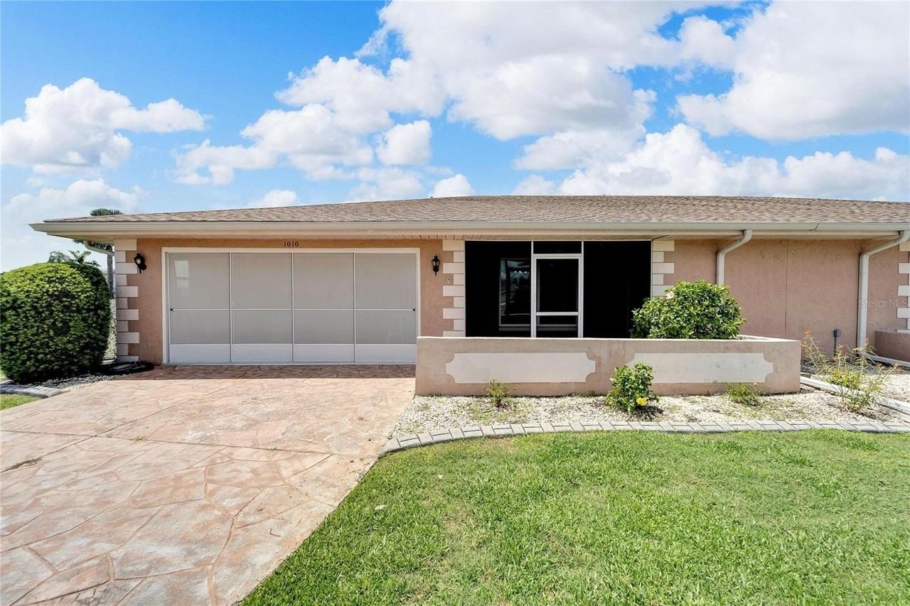 1010 Yellowbird Pl - Photo 2 of 35