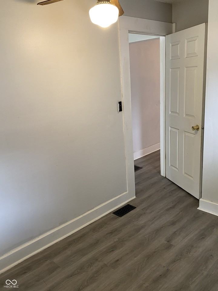 1221 North Oxford Street - Photo 4 of 16