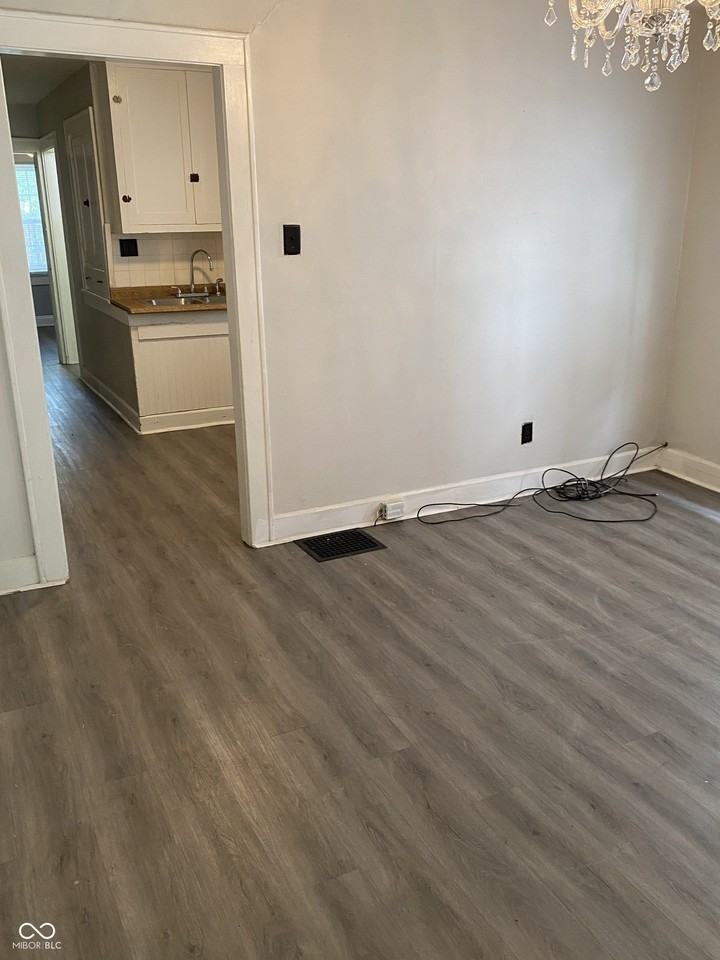 1221 North Oxford Street - Photo 5 of 16