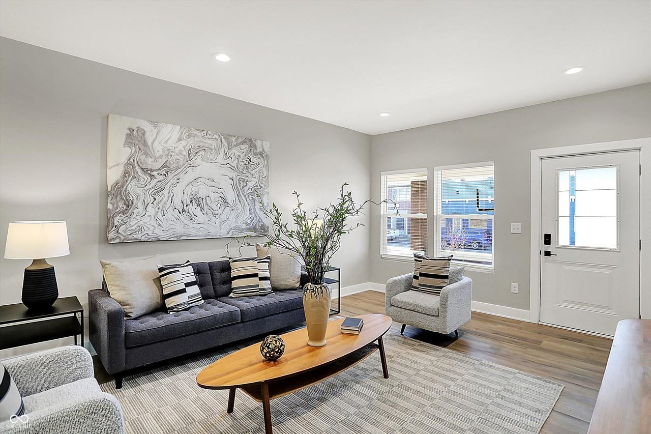 1624 Prospect St - Photo 3 of 50