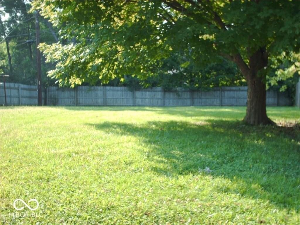 4026 Baker Dr - Photo 3 of 19