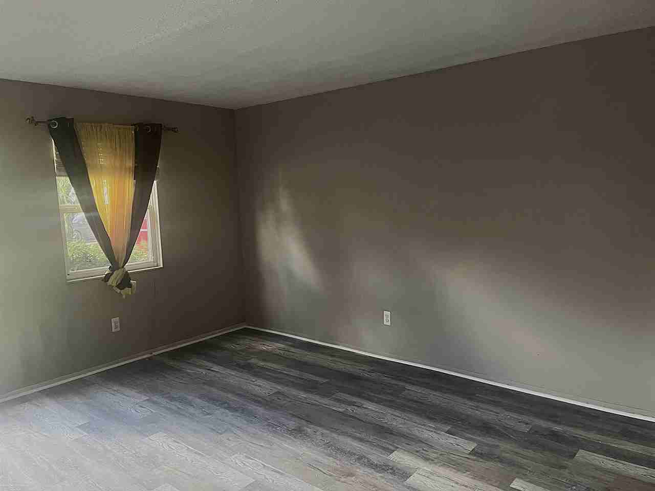 23702 Tuscany Ave - Photo 5 of 14