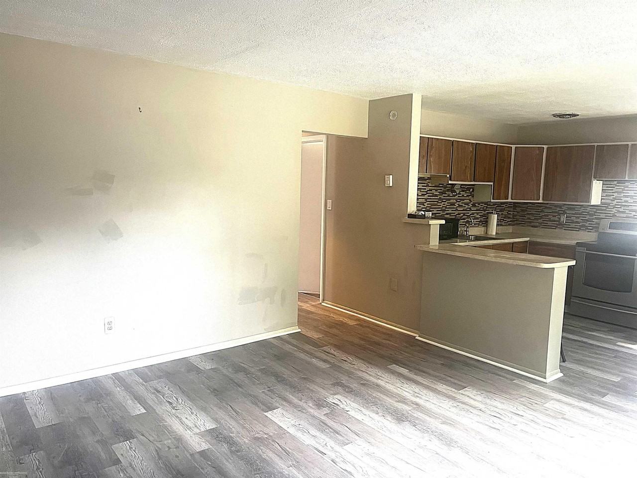 23702 Tuscany Ave - Photo 7 of 14