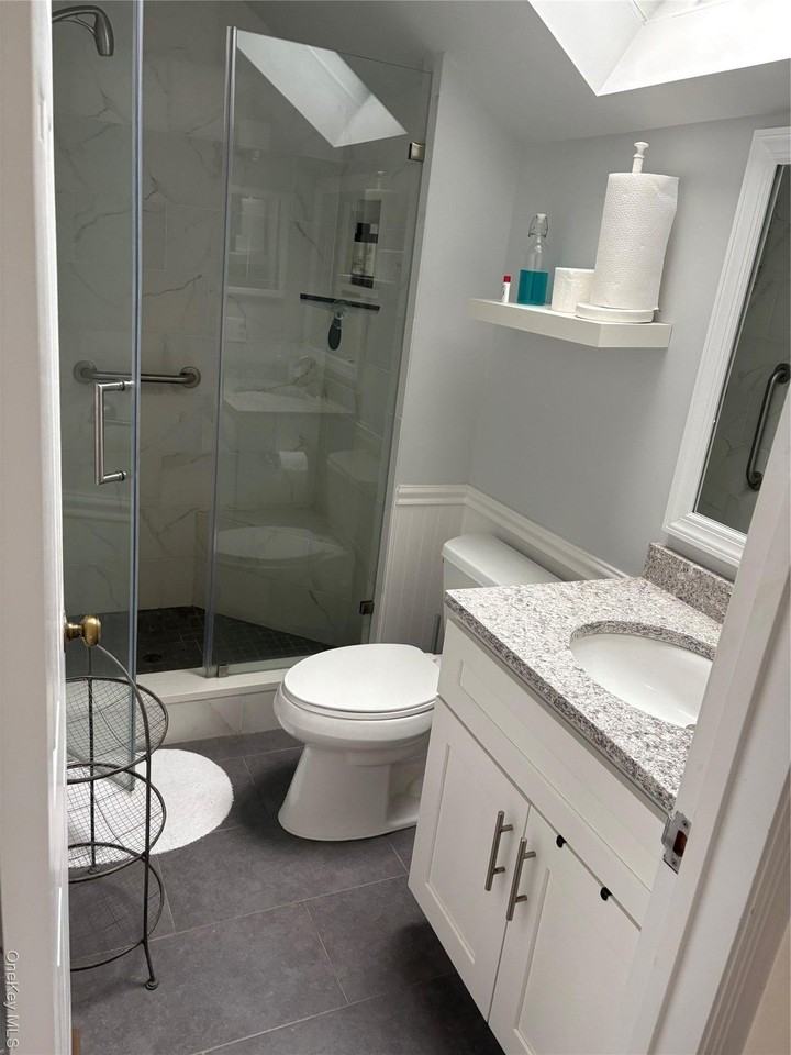 50 Brittany Ln - Photo 4 of 12