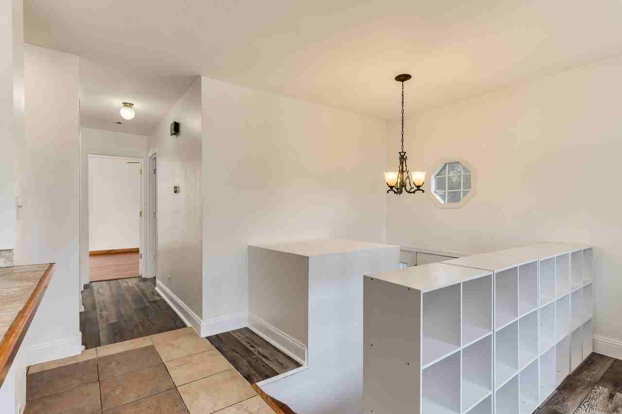 214 Far Hills Dr - Photo 5 of 26