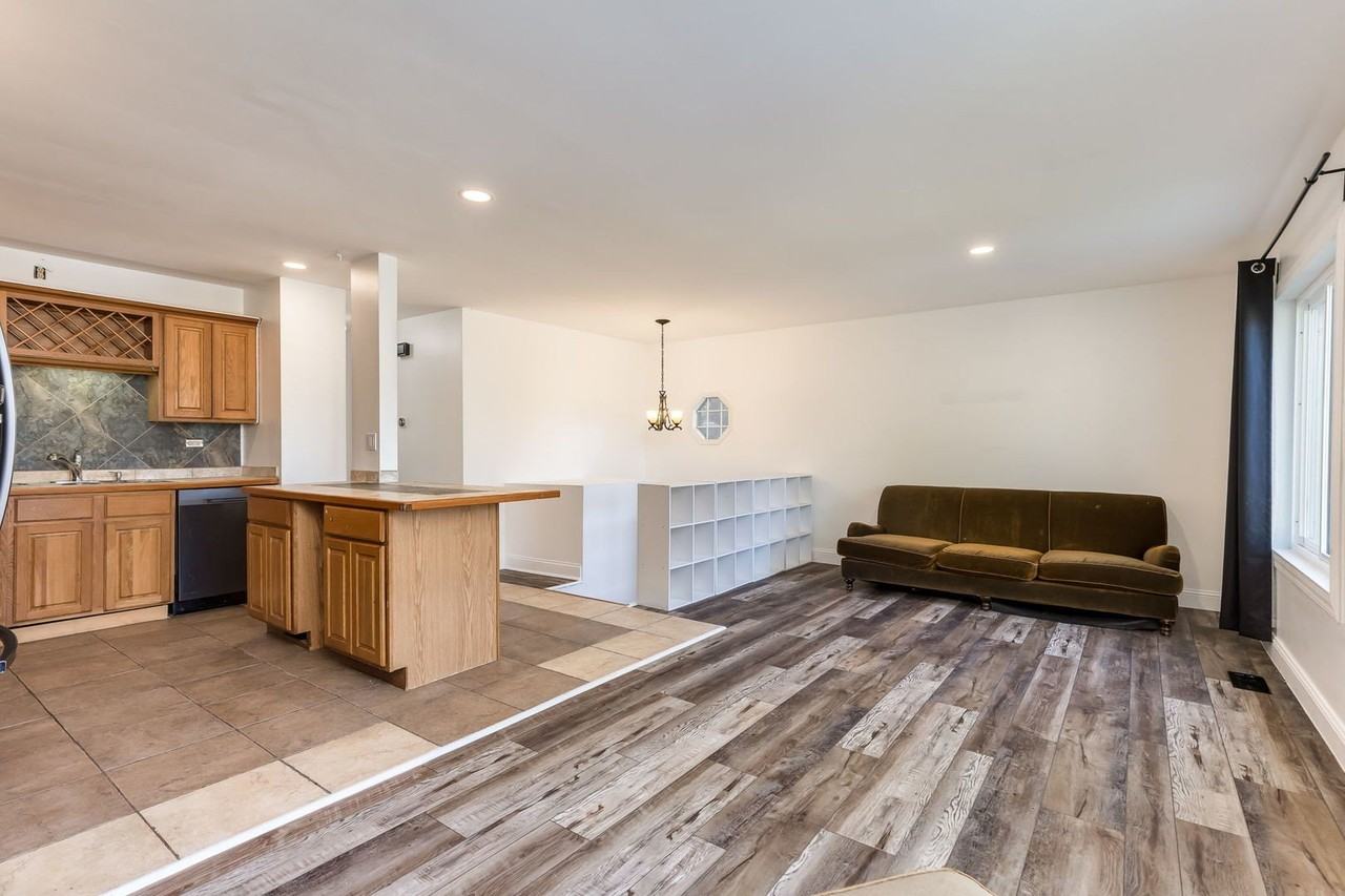 214 Far Hills Dr - Photo 6 of 26