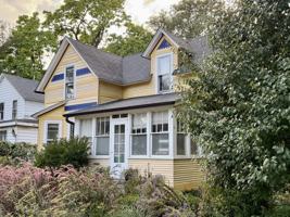 featured image of 603 S Batavia Ave #1