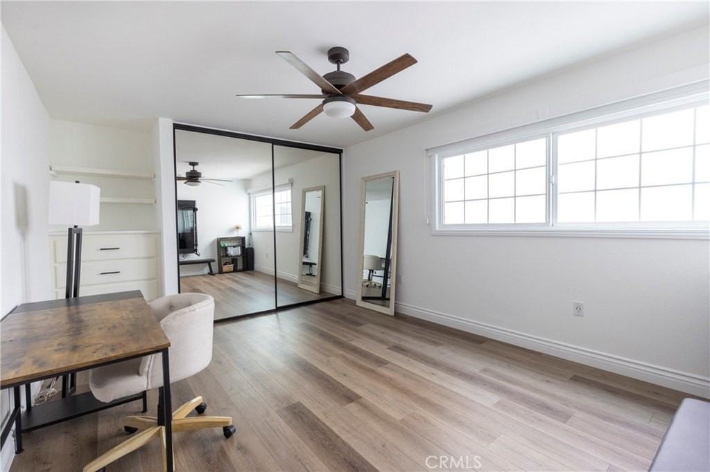 116 E Balboa Blvd - Photo 2 of 20