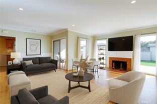 2928 Ladoga Ave - Photo 1 of 1