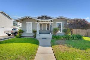 featured image of 926 Newport Ave #1