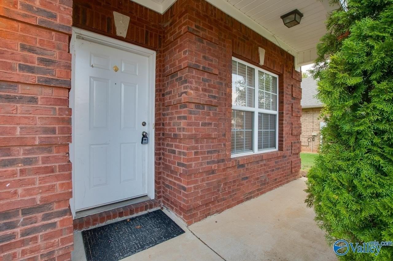 112 Autumn Branch Dr - Photo 2 of 29