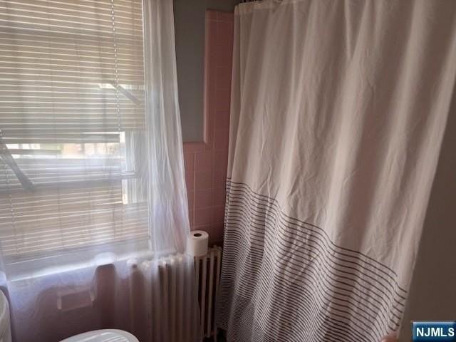 73 Phillips Ave - Photo 3 of 7