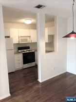 109 Grand Ave Apt 3b - Photo 1 of 1