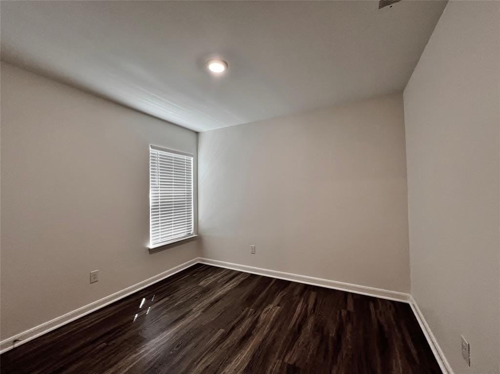 1448 Sunkiss Dr - Photo 7 of 25