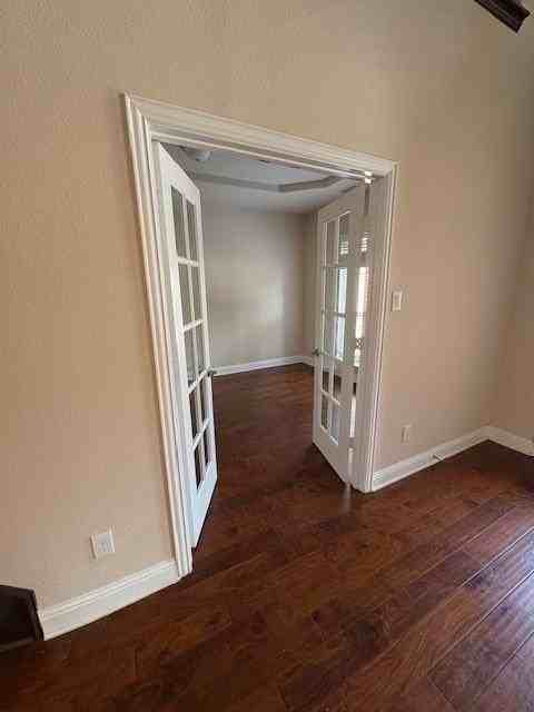 1221 Hoyt Dr - Photo 4 of 40