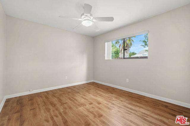 17316 Kingsbury St - Photo 2 of 8