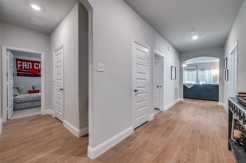 3828 Pearlwood Rd - Photo 3 of 25