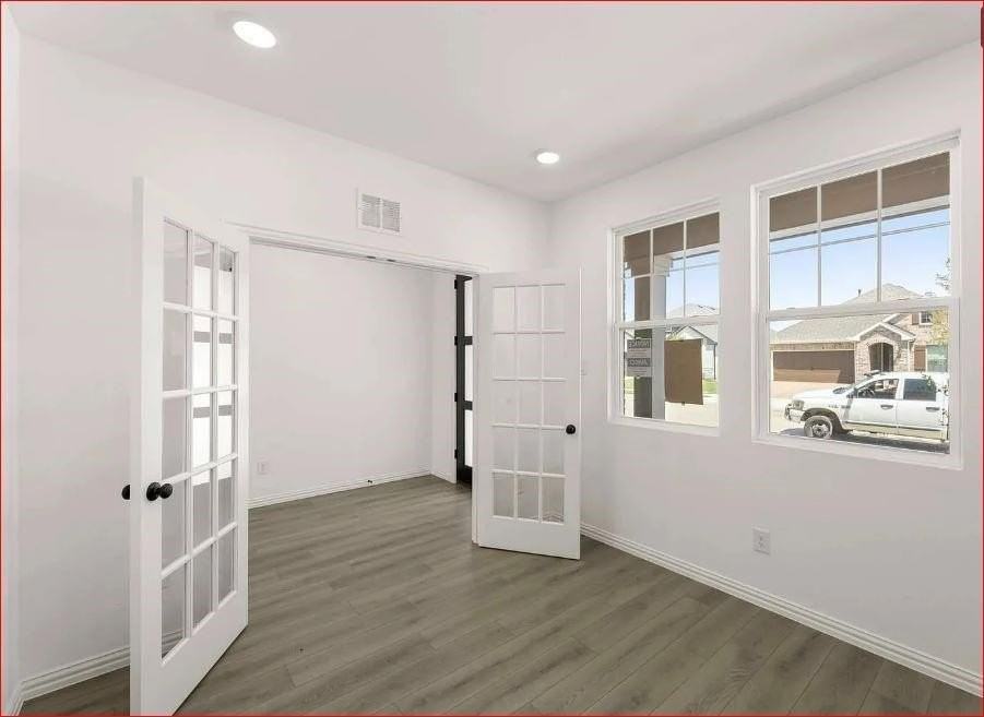 2409 Lost Creek Dr - Photo 4 of 29