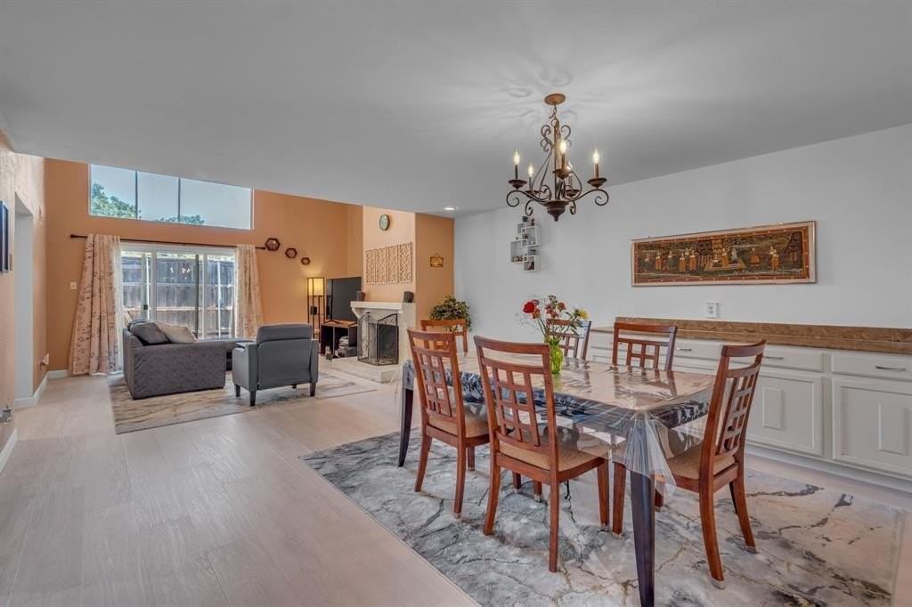 6433 Southpoint Dr - Photo 6 of 30