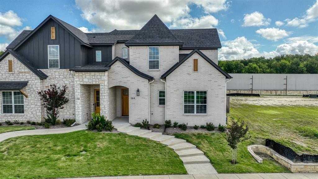 164 Hulen Cir - Photo 2 of 21