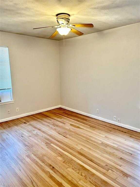 11223 Wyatt St - Photo 6 of 7