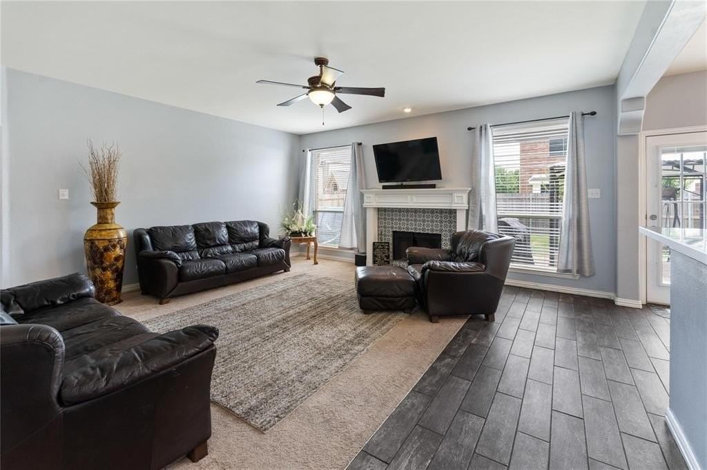 106 Foxwood Ln - Photo 6 of 20