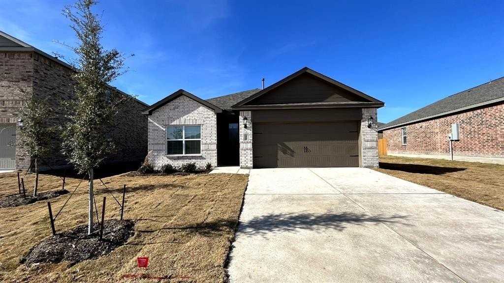 1909 Mckee Ct - Photo 2 of 28