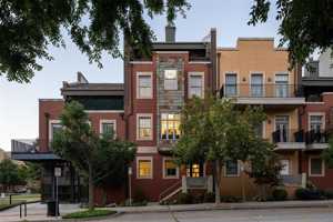 featured image of 109 Ne 3rd St