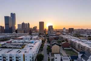 featured image of 117 Ne 3rd St