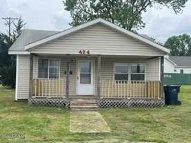 424 S Elliott St - Photo 1 of 1