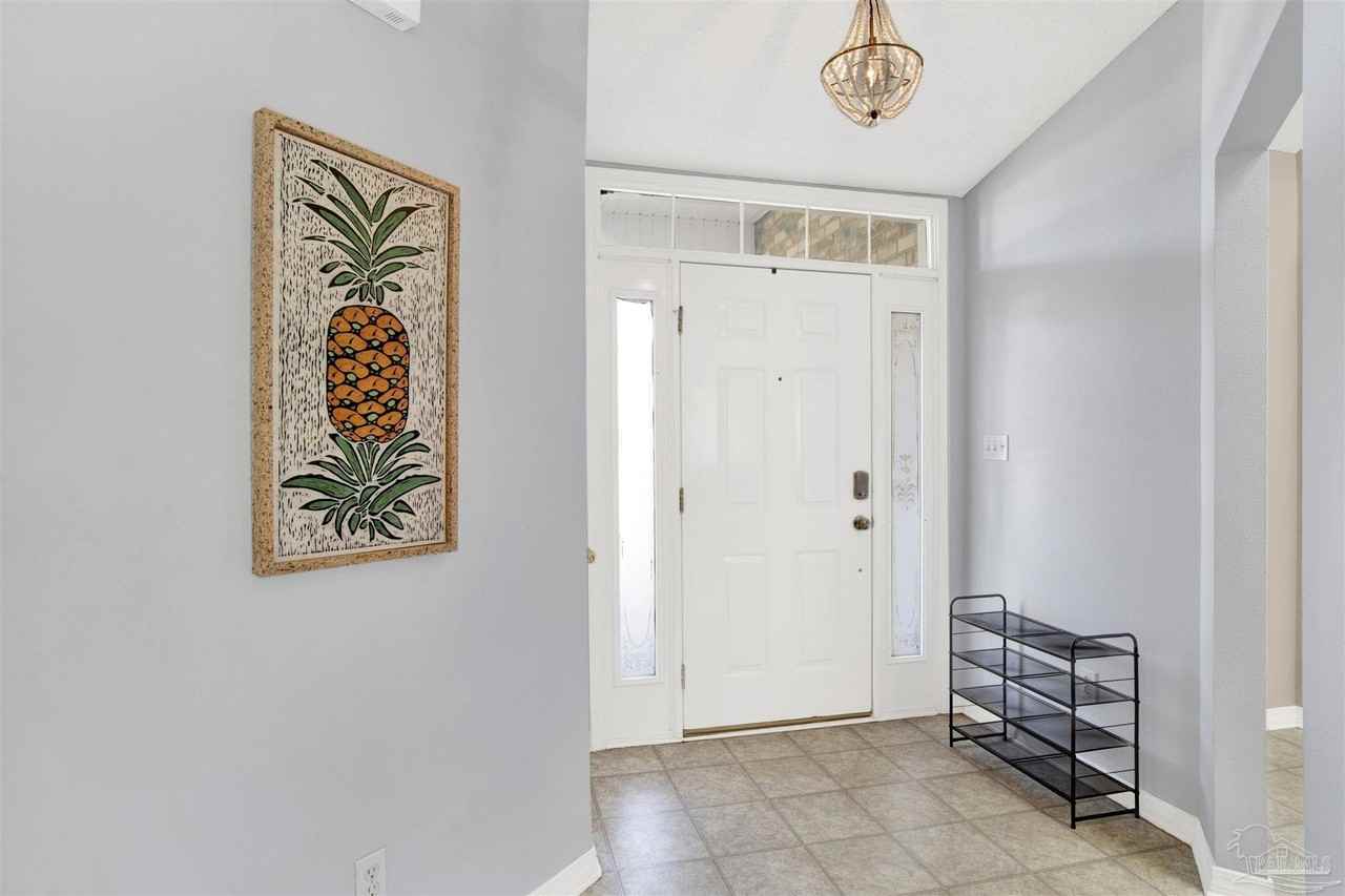 5117 Chinook Ave - Photo 7 of 33