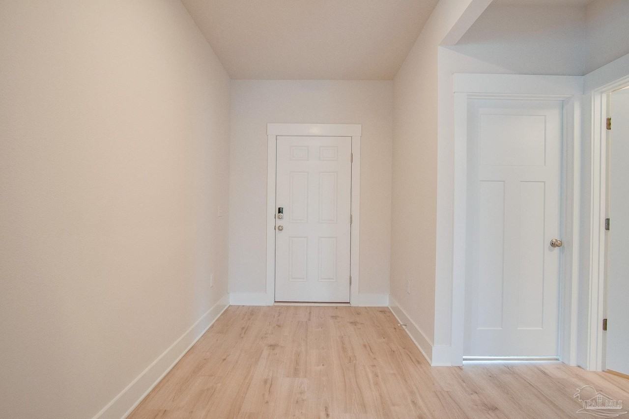 10818 Blacktail Loop - Photo 3 of 34