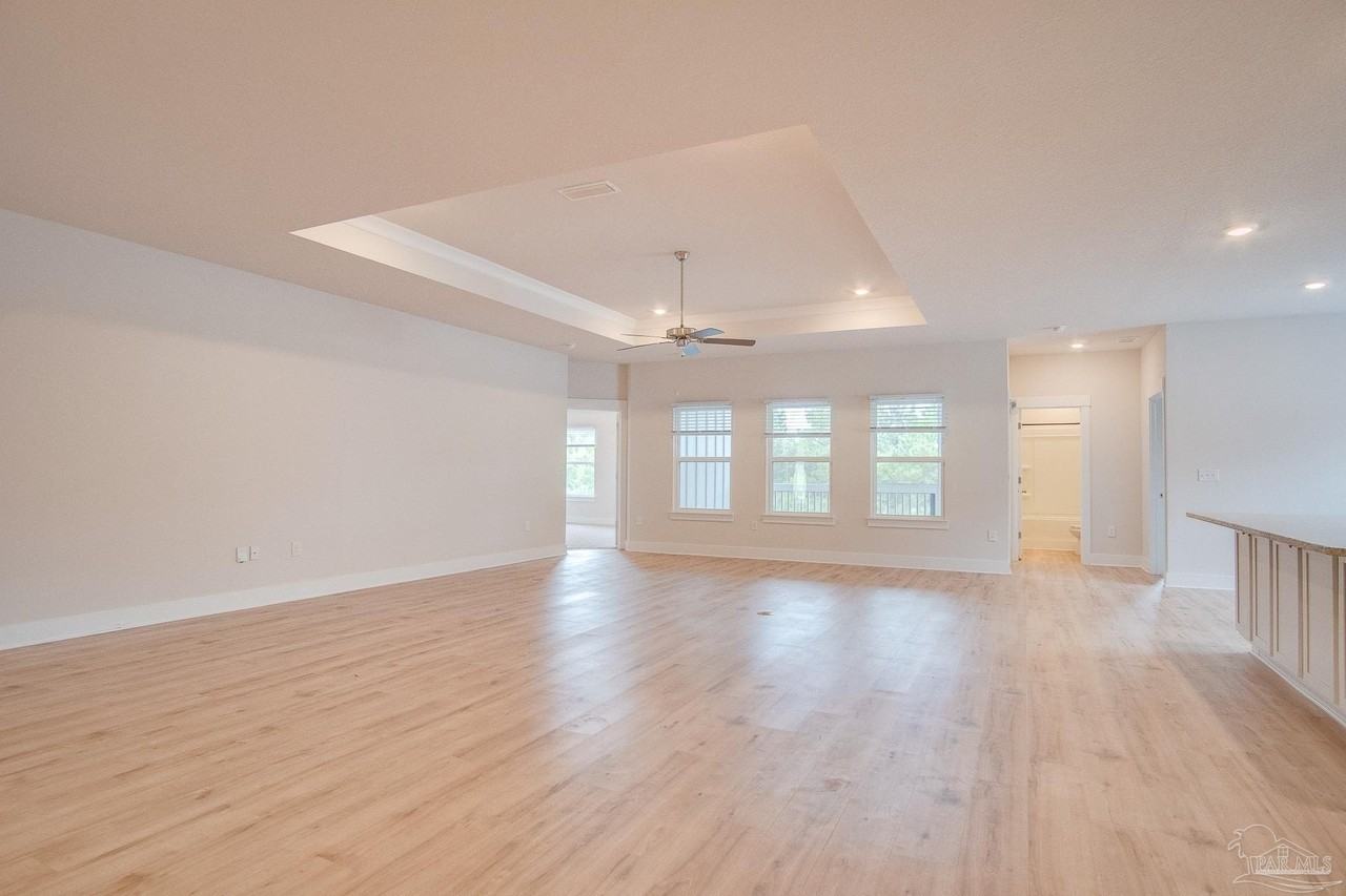 10818 Blacktail Loop - Photo 7 of 34