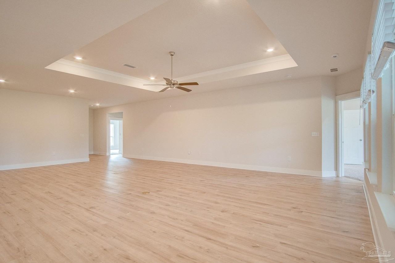 10818 Blacktail Loop - Photo 4 of 34