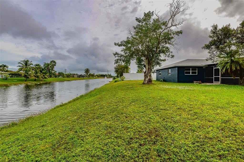 22500 Labrador St - Photo 7 of 27