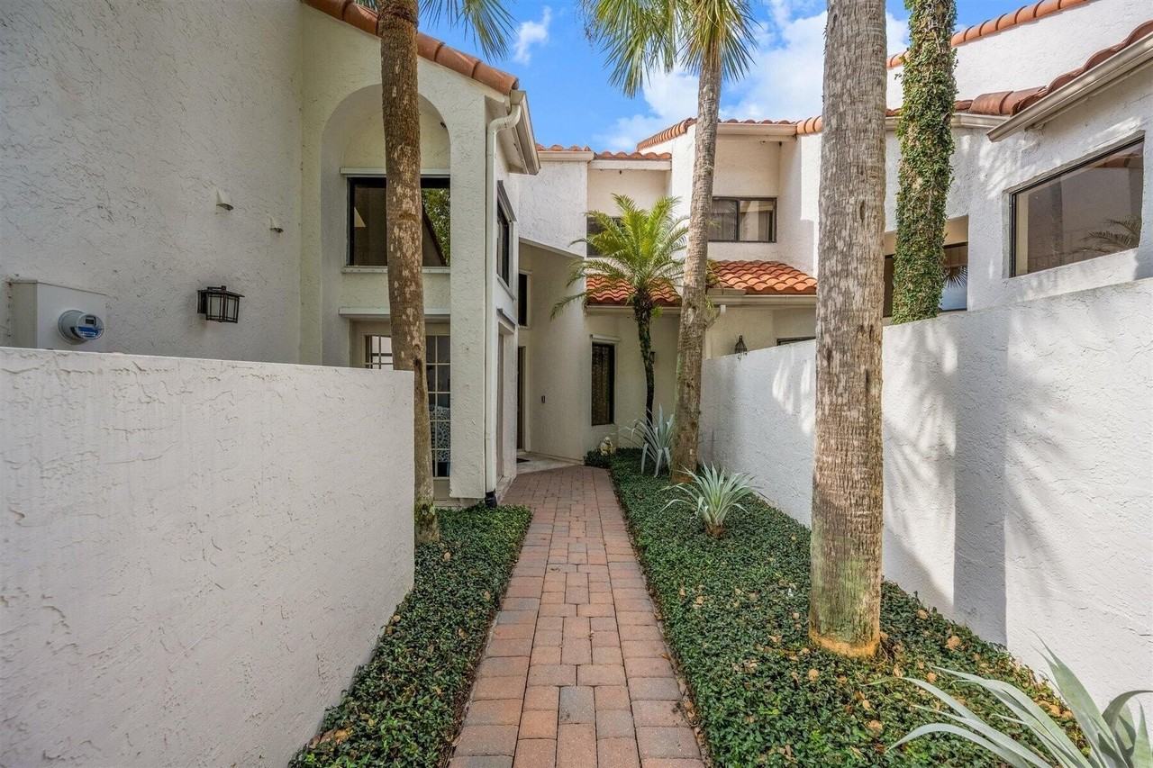 2443 Windsor Way Ct - Photo 4 of 43