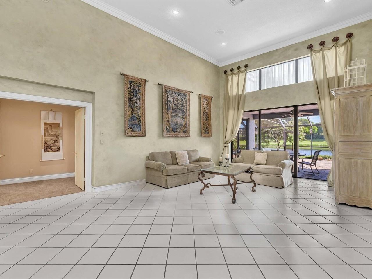 10122 Spyglass Way - Photo 2 of 50